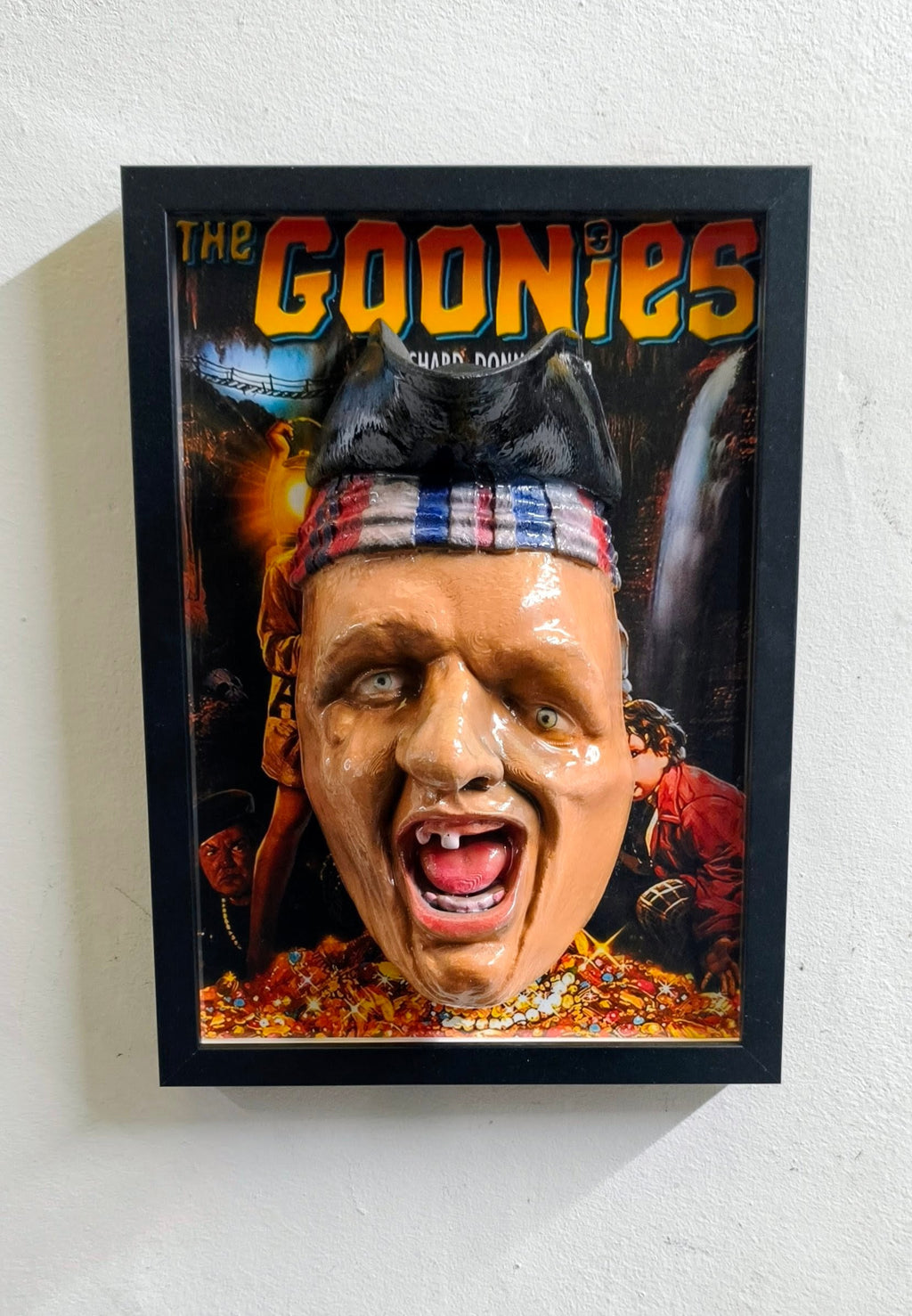Sloth Pirata (The Goonies) | Cuadro 3D de Pared en Relieve