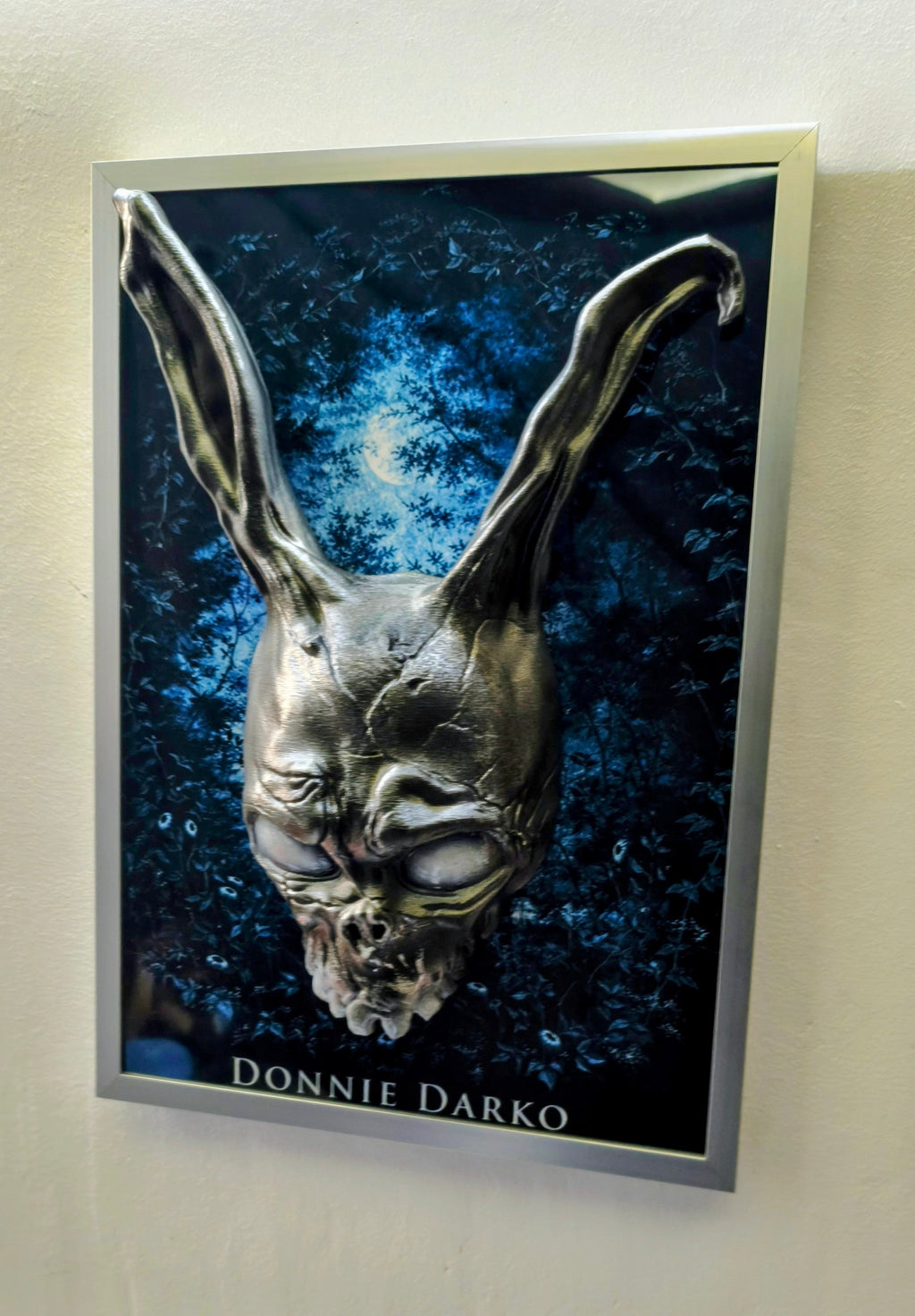 Frank the Bunny (Donnie Darko) | 3D Wandbild im Relief